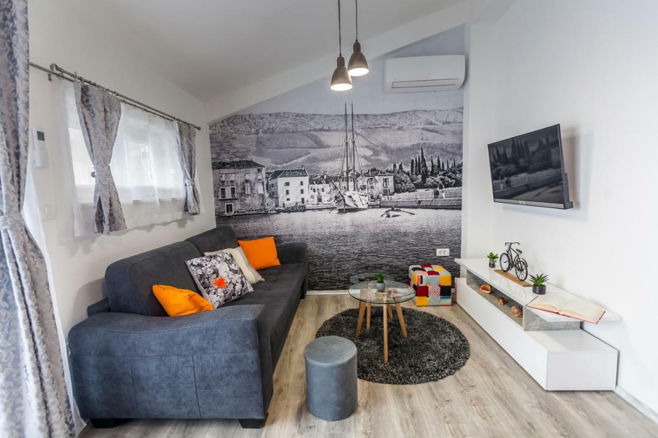 Apartments Mb Kaštela Εξωτερικό φωτογραφία
